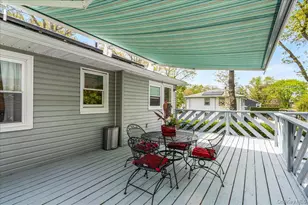 27 Stuyvesant St, Huntington, NY 11743 - Photo 26