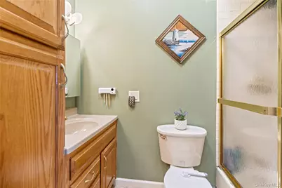 158 Glenmere Way, Holbrook, NY 11741 - Photo 16