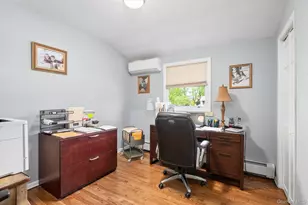25 Fisher Rd, Commack, NY 11725 - Photo 12