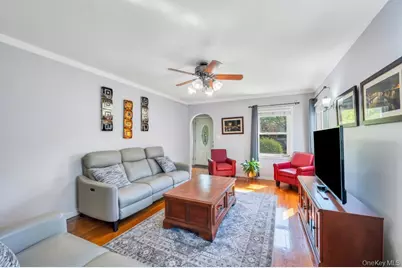 8726 249th Street, Bellerose, NY 11426 - Photo 4