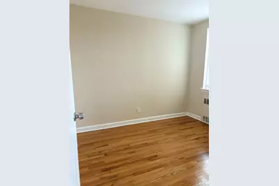 34 Cathedral Avenue #6A, Hempstead, NY 11550 - Photo 4