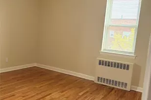 34 Cathedral Ave, Hempstead, NY 11550 - Photo 6