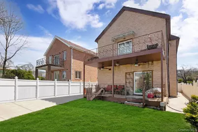 18631 Radnor Road, Jamaica, NY 11432 - Photo 2