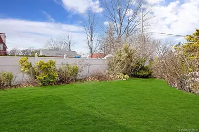 18631 Radnor Road, Jamaica, NY 11432 - Photo 4