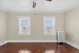 90-30 202th St, Hollis, NY 11423 - Photo 16