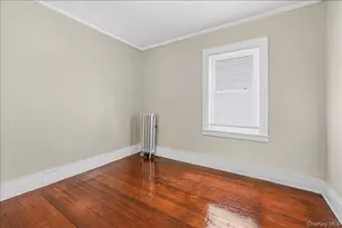 90-30 202th St, Hollis, NY 11423 - Photo 18