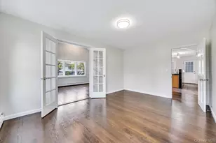 175 N 25th St, Wheatley Heights, NY 11798 - Photo 12