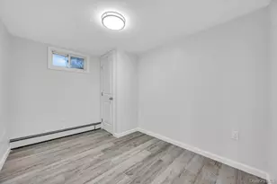 175 N 25th St, Wheatley Heights, NY 11798 - Photo 30