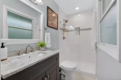 19 Scenic Drive, Poughkeepsie, NY 12603 - Photo 14