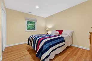 19 Scenic Dr, Poughkeepsie, NY 12603 - Photo 16
