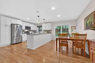19 Scenic Dr, Poughkeepsie, NY 12603 - Photo 6