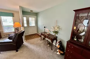 520 Cranston Ln, Ridge, NY 11961 - Photo 4