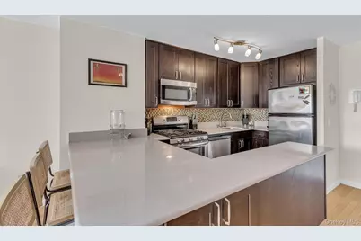345 E 93rd Street #4F, New York, NY 10128 - Photo 6