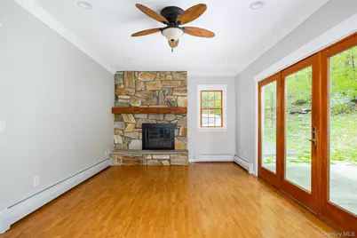 25 Hudson Drive, Hyde Park, NY 12538 - Photo 14