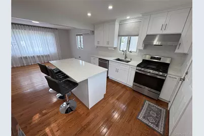 37 Bainbridge Avenue, Melville, NY 11747 - Photo 2