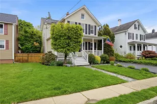 26 Chestnut St, Glen Cove, NY 11542 - Photo 36