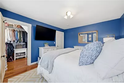 26 Chestnut Street, Glen Cove, NY 11542 - Photo 18