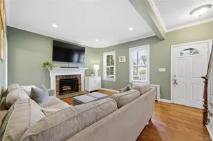 26 Chestnut St, Glen Cove, NY 11542 - Photo 6
