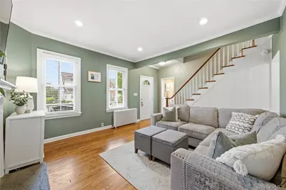 26 Chestnut Street, Glen Cove, NY 11542 - Photo 8