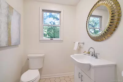 32 Stellar Place, Pelham, NY 10803 - Photo 14