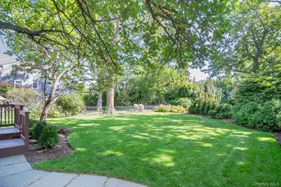32 Stellar Place, Pelham, NY 10803 - Photo 30