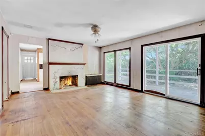 11 5th Avenue S, Huntington Station, NY 11746 - Photo 12