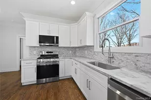 112 S Hillside Ave, Nesconset, NY 11767 - Photo 18
