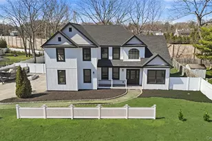 112 S Hillside Ave, Nesconset, NY 11767 - Photo 2