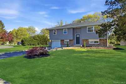 49 Sandy Hollow Drive, Smithtown, NY 11787 - Photo 2