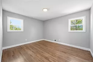 49 Sandy Hollow Dr, Smithtown, NY 11787 - Photo 16