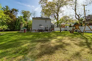 85 E 23rd St, Huntington Station, NY 11746 - Photo 24