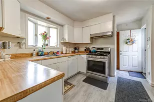 85 E 23rd St, Huntington Station, NY 11746 - Photo 8