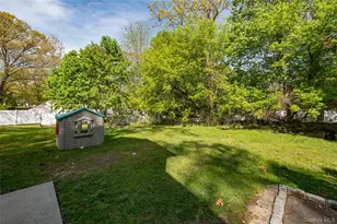 85 E 23rd St, Huntington Station, NY 11746 - Photo 22