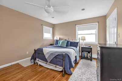 84 Derby Avenue, Greenlawn, NY 11740 - Photo 16