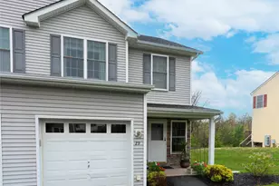29 Aveonis Ct, Fishkill, NY 12524 - Photo 4