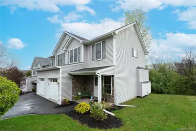 29 Aveonis Court, Fishkill, NY 12524 - Photo 1