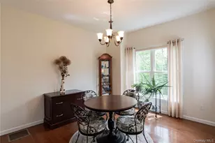 29 Aveonis Ct, Fishkill, NY 12524 - Photo 16