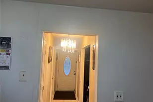 14 Vanata Ct, Hempstead, NY 11550 - Photo 2
