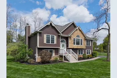 40 Paulette Lane, Wappingers Falls, NY 12590 - Photo 2