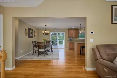 40 Paulette Lane, Wappingers Falls, NY 12590 - Photo 4