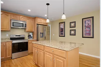 40 Paulette Lane, Wappingers Falls, NY 12590 - Photo 10