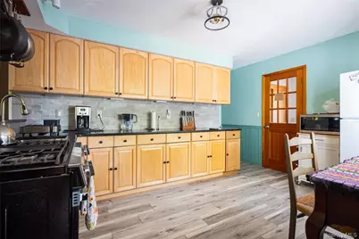 195 Sound Beach Boulevard, Sound Beach, NY 11789 - Photo 12