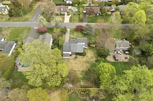 56 Wood Ave, Amityville, NY 11701 - Photo 38