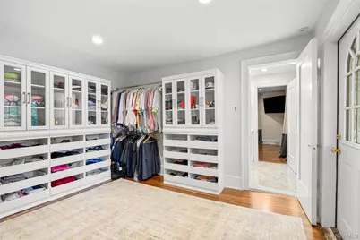 20 Elk Avenue, New Rochelle, NY 10804 - Photo 30