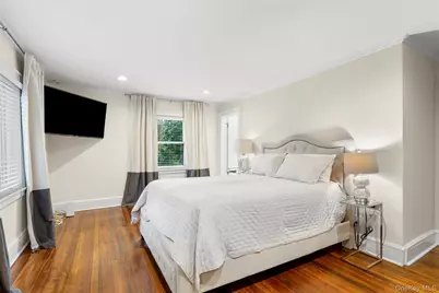 20 Elk Avenue, New Rochelle, NY 10804 - Photo 26