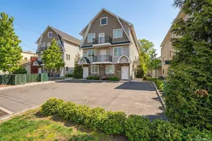 32 Herrick Ave, Spring Valley, NY 10977 - Photo 2