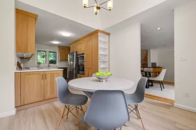 188 Boulder Ridge Road, Scarsdale, NY 10583 - Photo 8