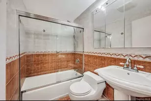 46-12 161st St, Flushing, NY 11358 - Photo 4