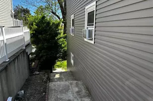 56 Marwood Rd N, Port Washington, NY 11050 - Photo 10