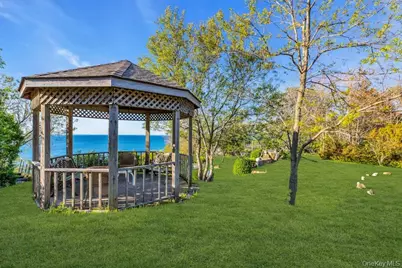 995 Red Fox Road, Mattituck, NY 11952 - Photo 18